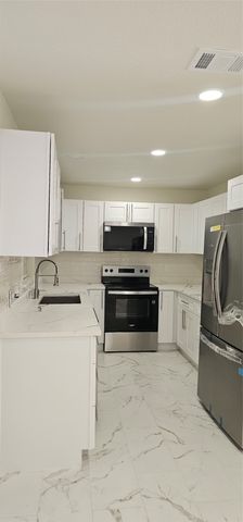 614 E Farmers Road, Seagoville, TX 75159