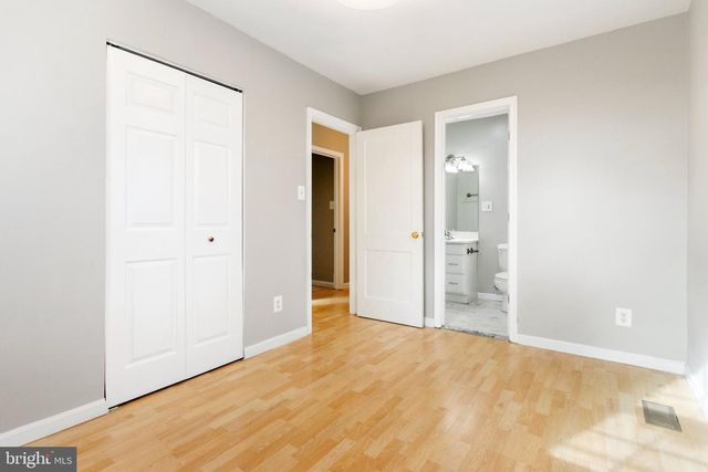 6341 DOGWOOD PL, Falls Church, VA 22041