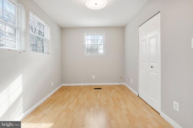 6341 DOGWOOD PL, Falls Church, VA 22041