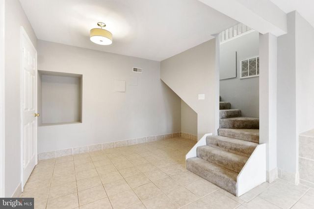 6341 DOGWOOD PL, Falls Church, VA 22041