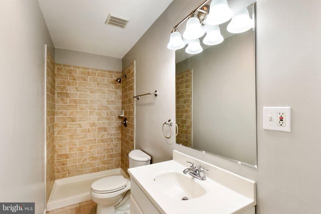 6341 DOGWOOD PL, Falls Church, VA 22041