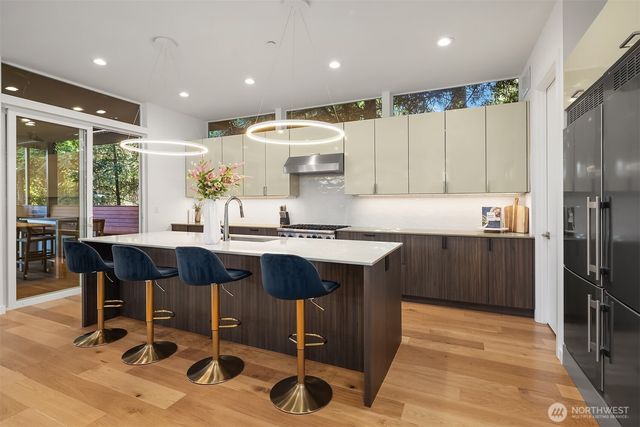 10827 108th Lane NE, Kirkland, WA 98033