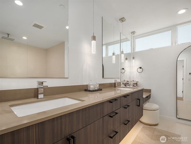 10827 108th Lane NE, Kirkland, WA 98033