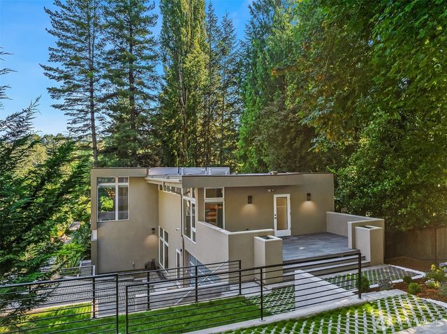 10827 108th Lane NE, Kirkland, WA 98033