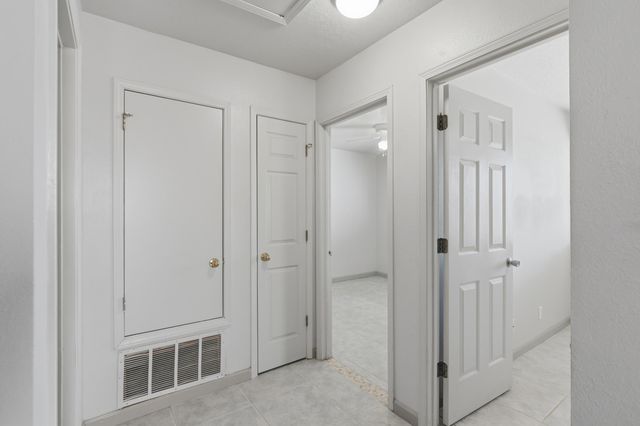 1156 Sand Dune Road NE, Rio Rancho, NM 87144