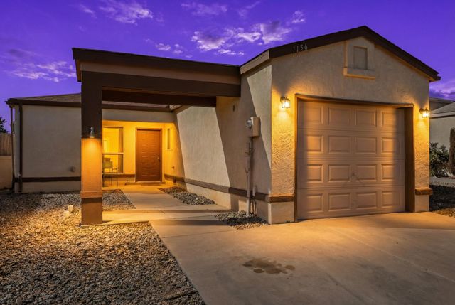 1156 Sand Dune Road NE, Rio Rancho, NM 87144