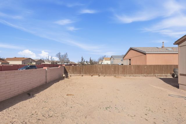 1156 Sand Dune Road NE, Rio Rancho, NM 87144