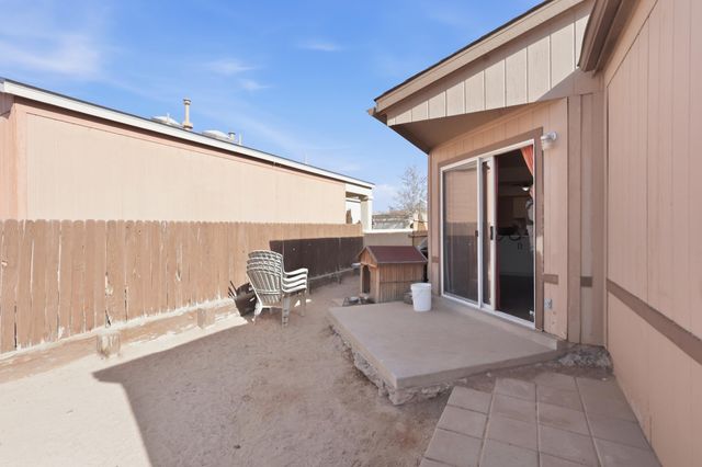 1156 Sand Dune Road NE, Rio Rancho, NM 87144
