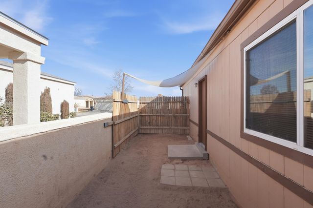 1156 Sand Dune Road NE, Rio Rancho, NM 87144