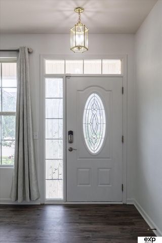 8809 S 167th Street, Omaha, NE 68136