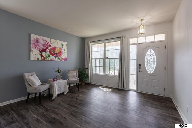 8809 S 167th Street, Omaha, NE 68136