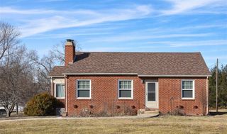 1114 W Liberty Drive, Liberty, MO 64068