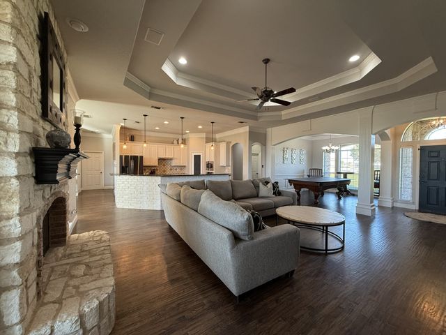 717 Lonesome Prairie Trail, Haslet, TX 76052