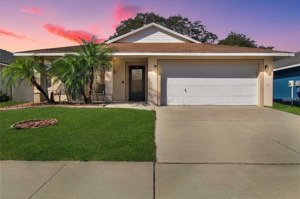 15427 WINTER BREEZE LANE, Wimauma, FL 33598