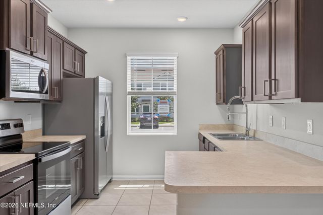 2837 BLACK BUCK Circle, Jacksonville, FL 32225