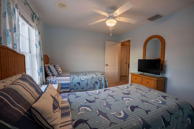 180 9Th Street, Key Colony, FL 33051