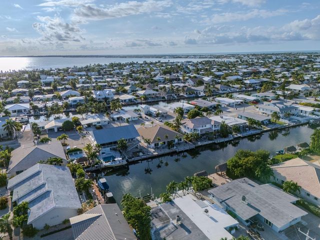 180 9Th Street, Key Colony, FL 33051