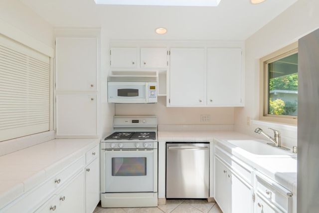 14 Hacienda Carmel, Carmel, CA 93923