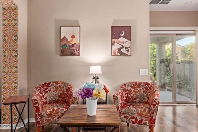 204 W Calle Media Luz, Sahuarita, AZ 85629