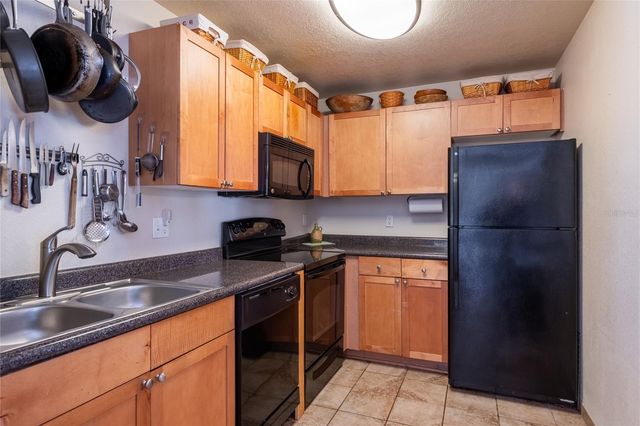 5132 BEACH DRIVE SE C, St Petersburg, FL 33705