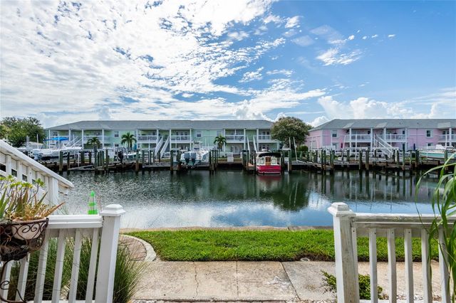 5132 BEACH DRIVE SE C, St Petersburg, FL 33705