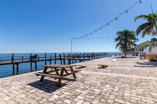 5132 BEACH DRIVE SE C, St Petersburg, FL 33705