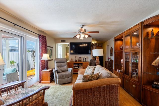 5132 BEACH DRIVE SE C, St Petersburg, FL 33705