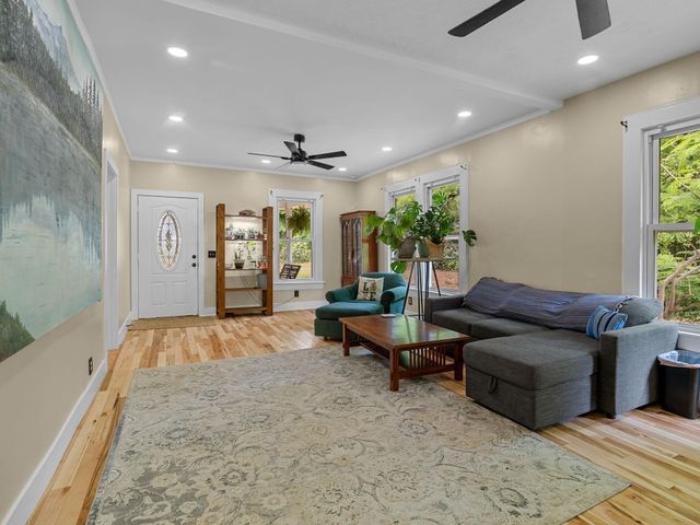 165 Jewell Road, Spartanburg, SC 29302