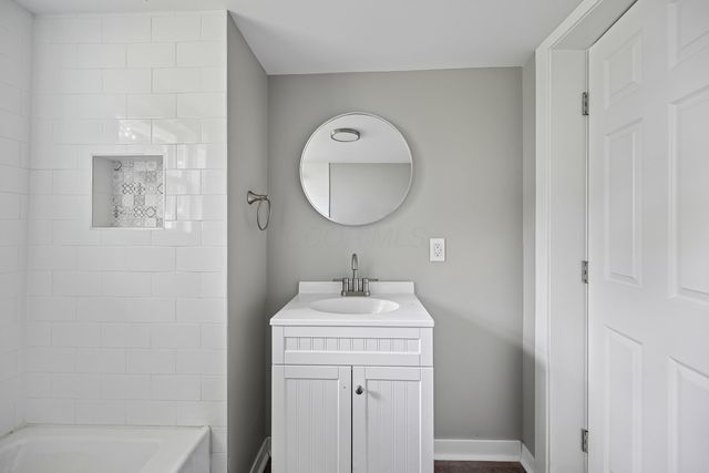 824 W Columbus Avenue, Bellefontaine, OH 43311