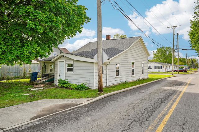 824 W Columbus Avenue, Bellefontaine, OH 43311