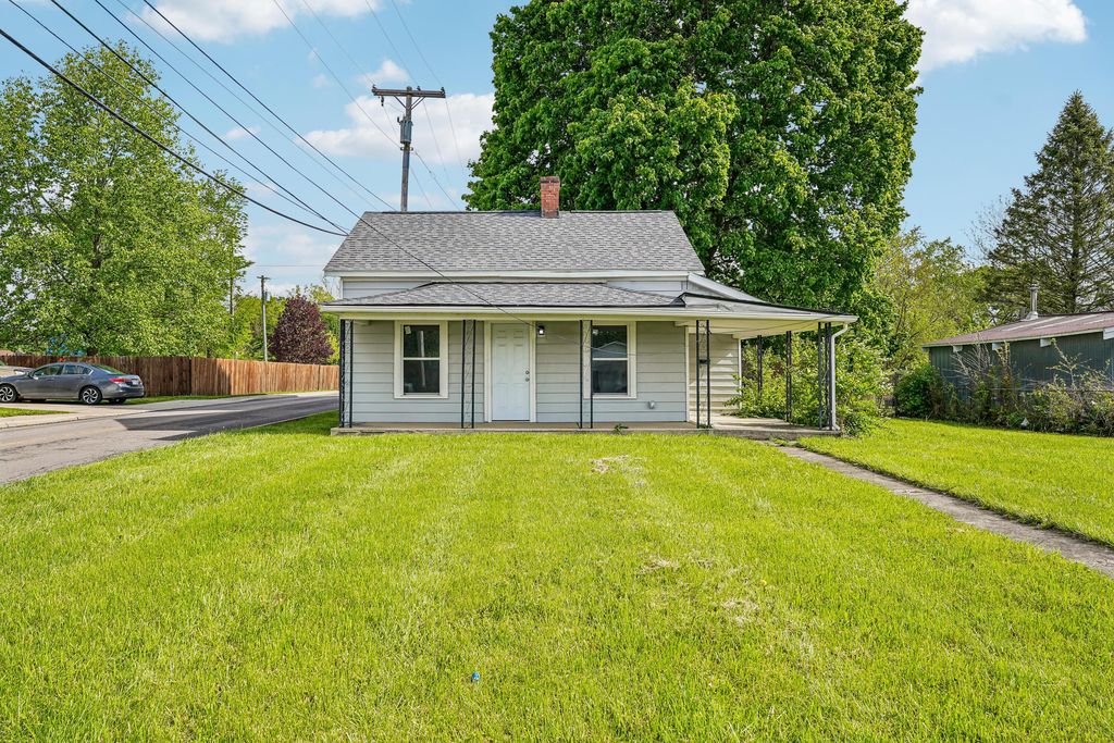 824 W Columbus Avenue, Bellefontaine, OH 43311
