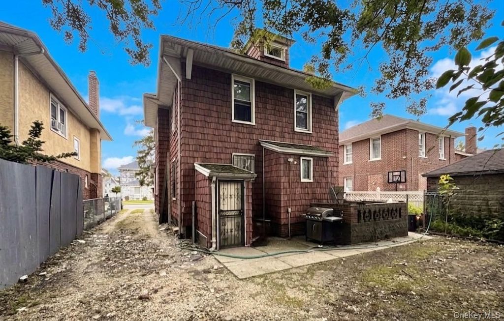 7 President Street, Far Rockaway, NY 11691 — photo 2