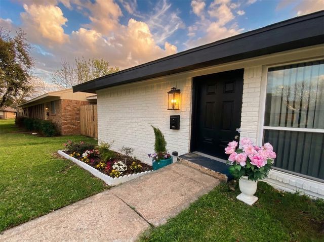 310 Candlewood Place, Richardson, TX 75081