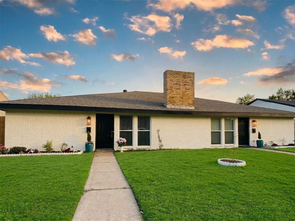 310 Candlewood Place, Richardson, TX 75081