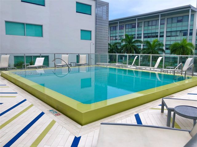 1700 Meridian Ave 303, Miami Beach, FL 33139