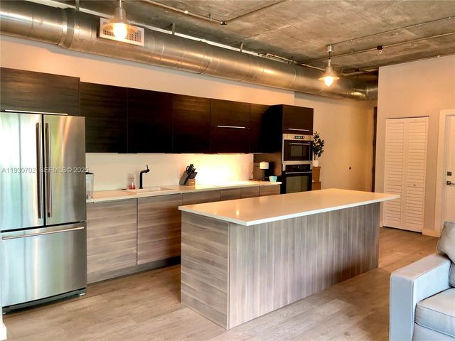 1700 Meridian Ave 303, Miami Beach, FL 33139