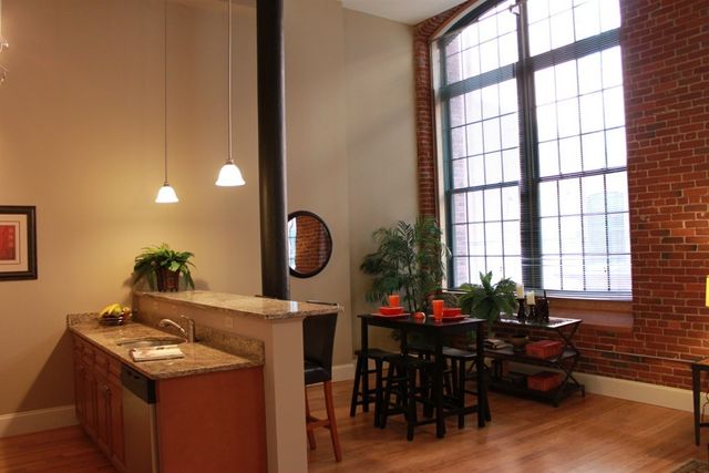 300 Canal Street 1-412, Lawrence, MA 01840