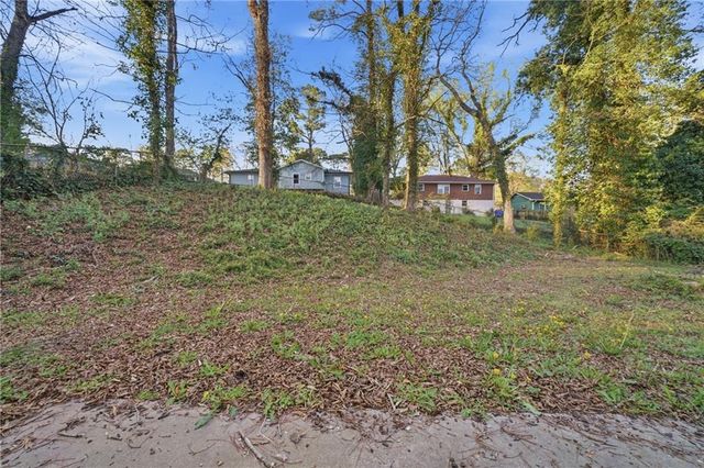 3024 Pasadena Drive, Decatur, GA 30032