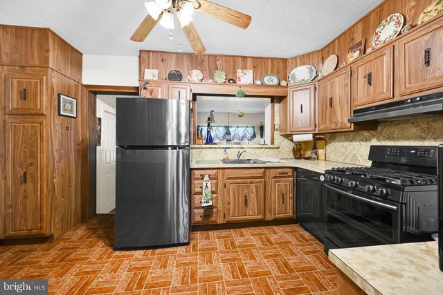 1629 NEW HOLLAND RD, Reading, PA 19607