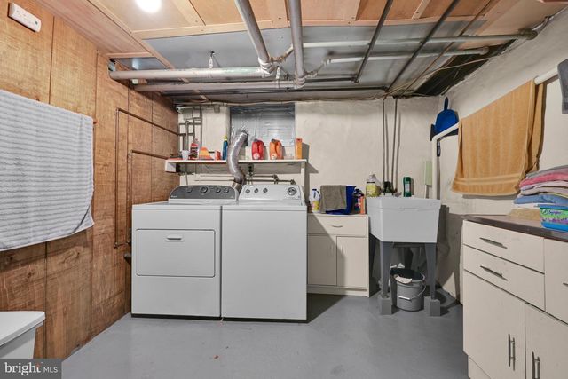 1629 NEW HOLLAND RD, Reading, PA 19607