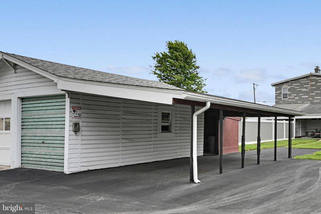 1629 NEW HOLLAND RD, Reading, PA 19607