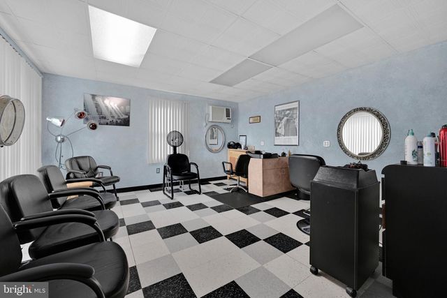 1629 NEW HOLLAND RD, Reading, PA 19607