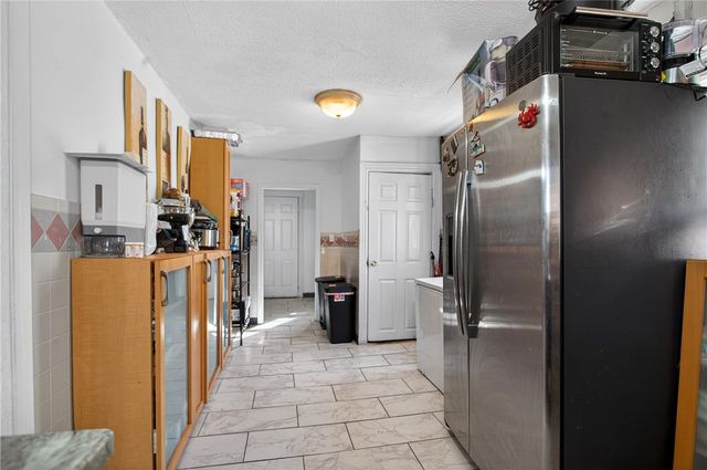 31 Sassafras Street, Providence, RI 02907