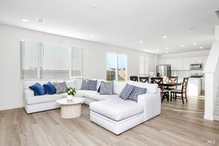 681 SHEFFORD Dr, Vacaville, CA 95687