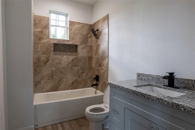 538 County Road 5003, Cleveland, TX 77327