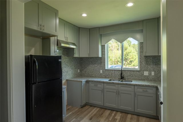 538 County Road 5003, Cleveland, TX 77327