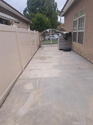 20524 Red Poppy Lane, Riverside, CA 92508