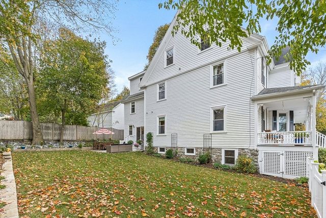 209 Washington St, Winchester, MA 01890