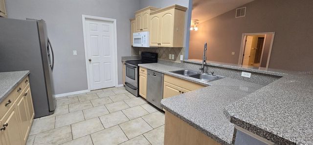 11 HEMLOCK COURT PASS, Ocala, FL 34472