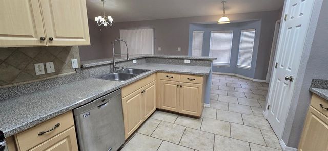 11 HEMLOCK COURT PASS, Ocala, FL 34472